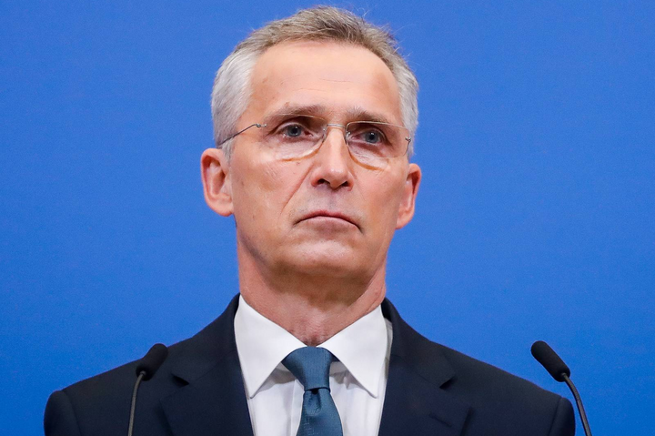 Столтенберг останется во главе НАТО еще на год