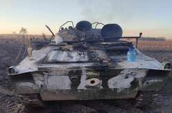 Українські захисники на Київщині нищать військову техніку окупантів