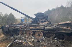  Оккупанты потеряли в Украине 561 танк 