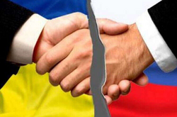 Украина разрывает образовательные и культурные связи с Россией