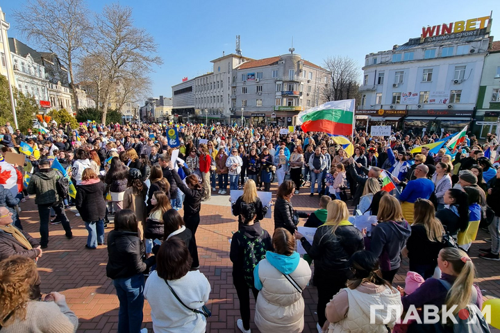 У найбільших містах Болгарії пройшли марші в підтримку України (фото)