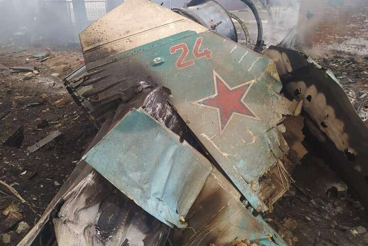 В Харьковской области украинские защитники сбили вражеский истребитель Су-34