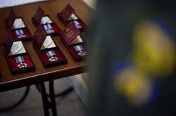 Зеленський відзначив державними нагородами бійців