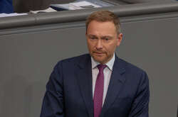 Міністр фінансів Німеччини Крістіан Лінднер був упевнений, що Україна протримається проти Росії лише кілька годин, а потім у Києві з'явиться підконтрольний Кремля маріонетковий уряд