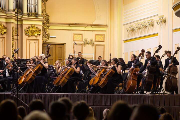 У Варшаві зіграє львівський оркестр, який залишився без чоловіків
