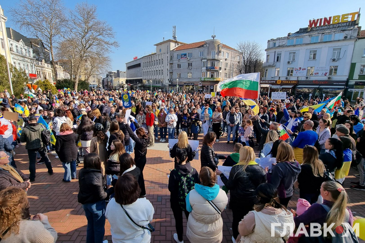 Болгарія: громадські активісти вимагають надати військову допомогу Україні