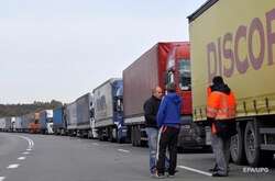 Україна пропонує заблокувати можливість перевезення вантажів і людей до Росії та Білорусі через територію ЄС