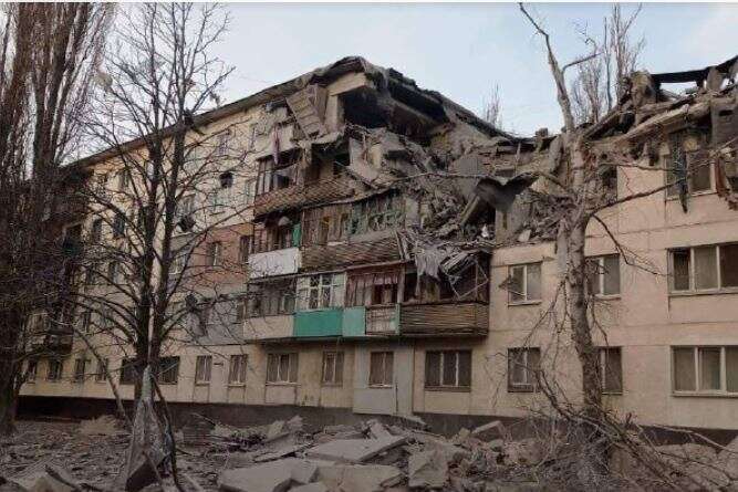 Окупанти обстріляли житлові квартали Лисичанська, є загиблі 