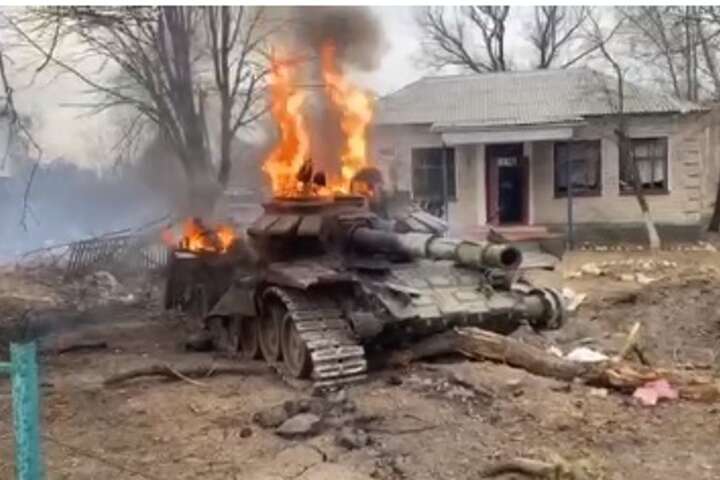 Українські військові вибили окупантів із села на Чернігівщині
