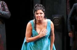 Нетребко отреклась от Путина: Встречалась с ним всего несколько раз