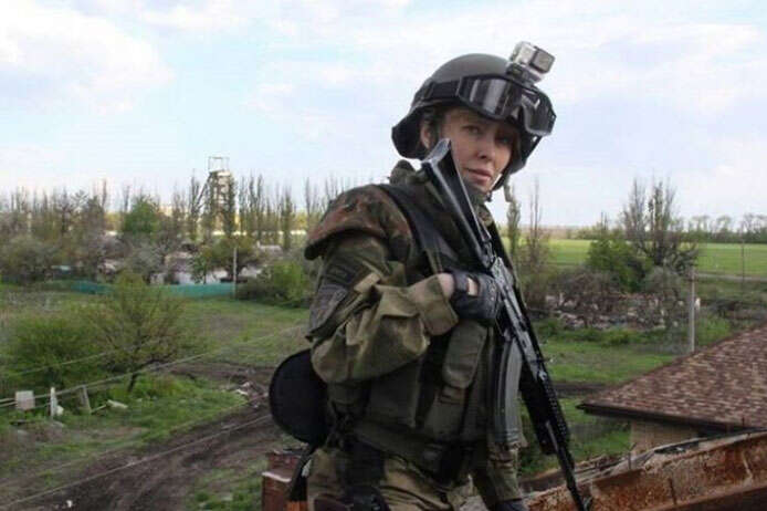 Російська пропаганда знову зганьбилась: «поховала» відому українську снайперку (фото)
