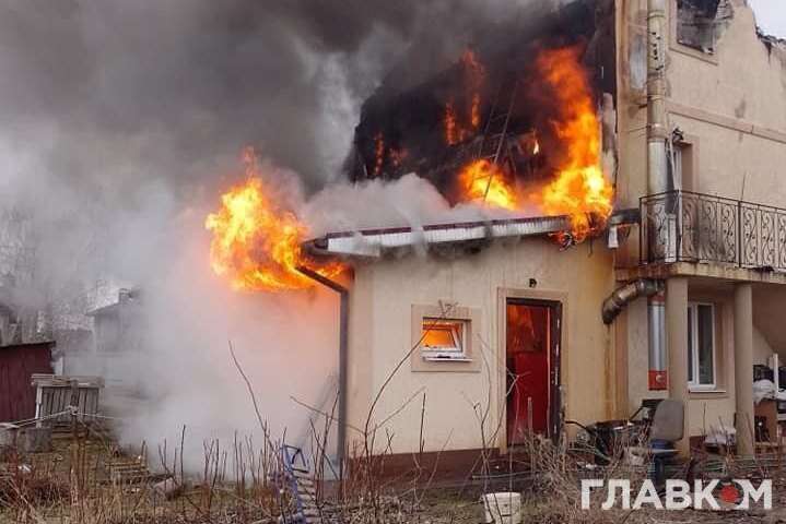 Чеченець і бурят увірвались в будинок з гранатою. Свідчення жителів звільненого Макарова (фото)