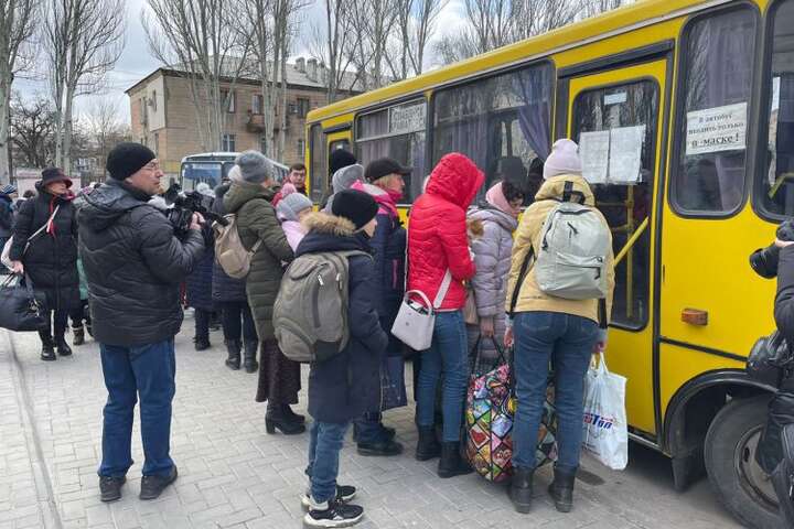 На Луганщині запрацюють п'ять гуманітарних коридорів: маршрути евакуації