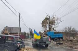 Украинские защитники уничтожают российских военных преступников