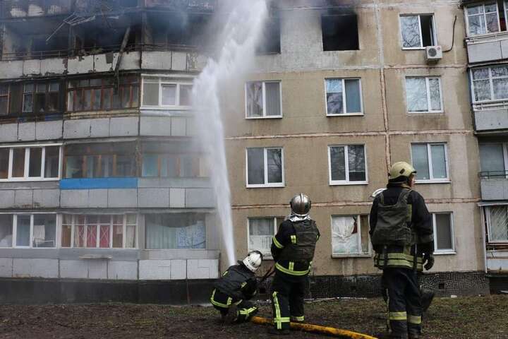 На Харківщині – численні пожежі через обстріли, є поранені (фото)