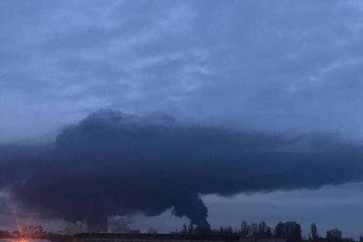 Одессу атаковали с воздуха, в некоторых районах пожар