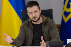  Владимир Зеленский заявил, что Украина вступила бы в НАТО завтра, но ее никто не пригласит так быстро 
