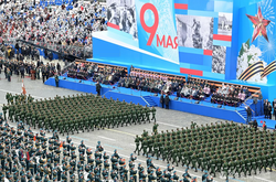 Росія уже готує парад на 9 травня, але відмовчується, чи будуть на ньому учасники російсько-української війни