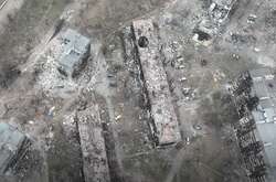 Рашисти розбомбили лікарню в Маріуполі: заживо згоріли пів сотні людей