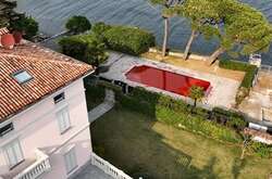 Італійська вілла пропагандиста Соловйова зазнала «кривавої» атаки (фото, відео)