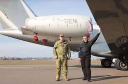 Літак Медведчука успішно служить на захист України – Данілов