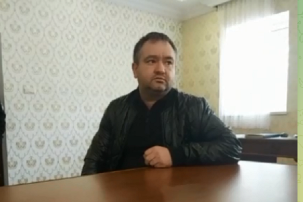 Підполковнику, який втік із Києва, колеги вручили квіти (відео)