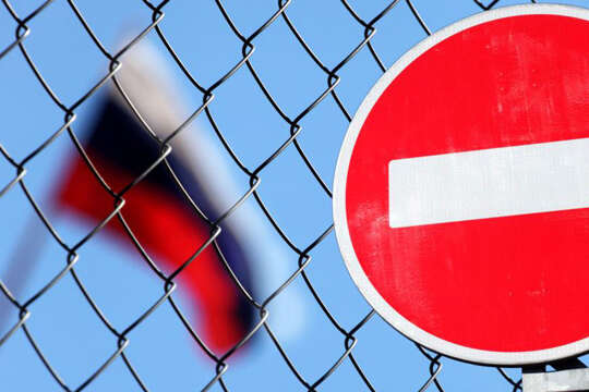 Велика Британія ввела санкції проти дочок Путіна і Лаврова