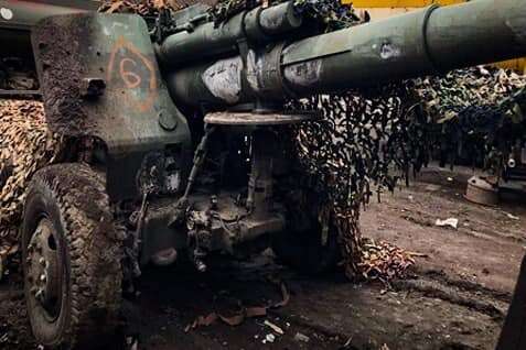 Бійці ЗСУ захопили ворожі БТР і гармату (фото)