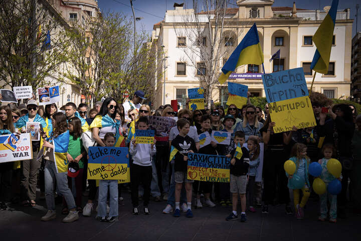 «Зупиніть геноцид». В іспанському Аліканте пройшла акція на підтримку України