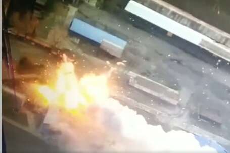 Фейерверк от украинских артиллеристов: уничтожен склад с боеприпасами оккупантов (видео)