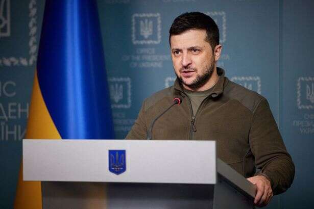 Президент відзначив державними нагородами 18 захисників України
