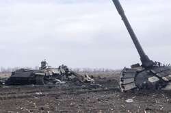 На Луганщині українські військові знищують техніку російських окупантів