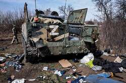 На Донецькому напрямку ворог намагався просунутися вглиб території України, але успіху не мав