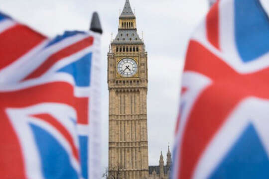 МЗС Британії рекомендує своїм громадянам залишити територію Росії