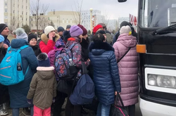 Окупанти вивозять неповнолітніх з України на територію Росії і хочуть роздавати викрадених українських дітей в російські сім'ї