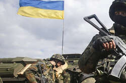 Окремо кошти одержать 44 особи, які стали інвалідами внаслідок поранення, контузії, каліцтва у війні