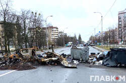 Маріуполь тримає оборону від російських окупантів майже 50 днів і не здається, попри нахабні заяви Рамзана Кадирова