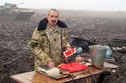 Отець Василь Вирозуб був захоплений в полон російськими військовими разом із іншими учасниками гуманітарної місії рятувального судна «Сапфір»