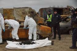 Криміналісти спільно з французькими колегами вилучили рештки тіла загиблого з розстріляної автівки