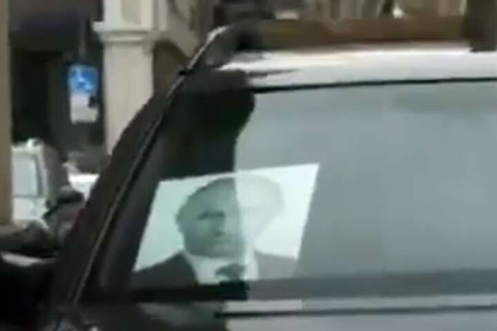 У Грузії «поховали» Путіна (відео)