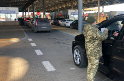 Стефанчук пояснив, яких чоловіків каратимуть за виїзд з України 