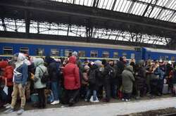 У суботу українці можуть скористатися додатковими поїздами