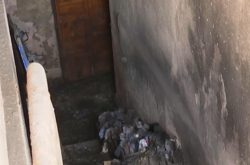 Підвал, де окупанти залишили розтяжку