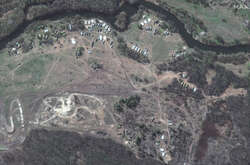  Скупчення бронетехніки на російській території, неподалік населених пунктів Солоти та Валуйки Бєлгородської області 