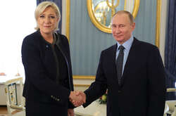 Вибори президента Франції: букмекери спрогнозували долю «подруги Путіна» у другому турі