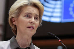 Глава Єврокомісії просить пришвидшити постачання зброї Україні