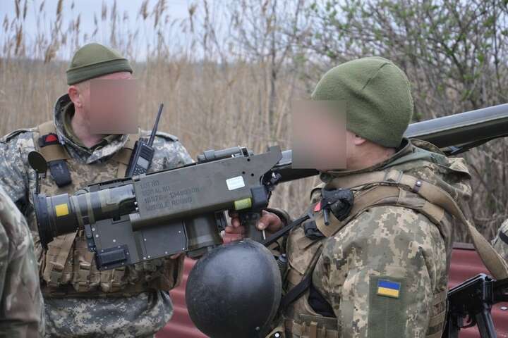 Майже 200 одиниць техніки та авіації знищили наші захисники за тиждень на Донбасі