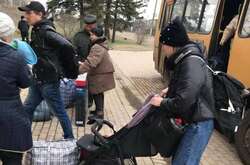 Влада закликає жителів Луганщини евакуюватися: очікується наступ окупантів