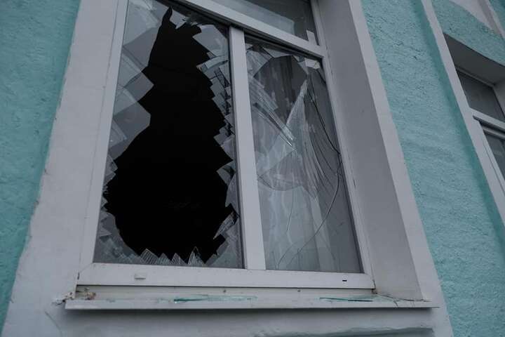 Ворог знову обстріляв Краматорськ: зруйновані житлові будинки (фото)