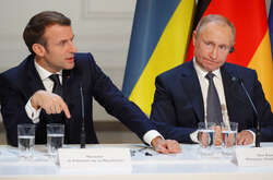 Зеленський скептично поставився до переговорів Макрона і Путіна